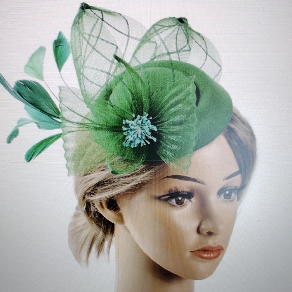 Elegant Green Fascinator Hat